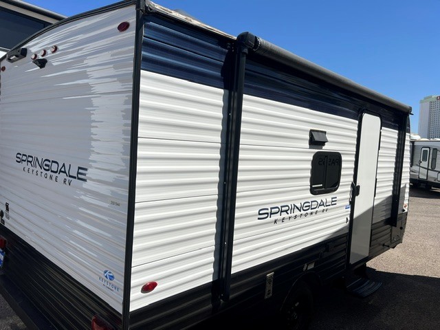 2025 Keystone Springdale Mini 1800BH - Image 3