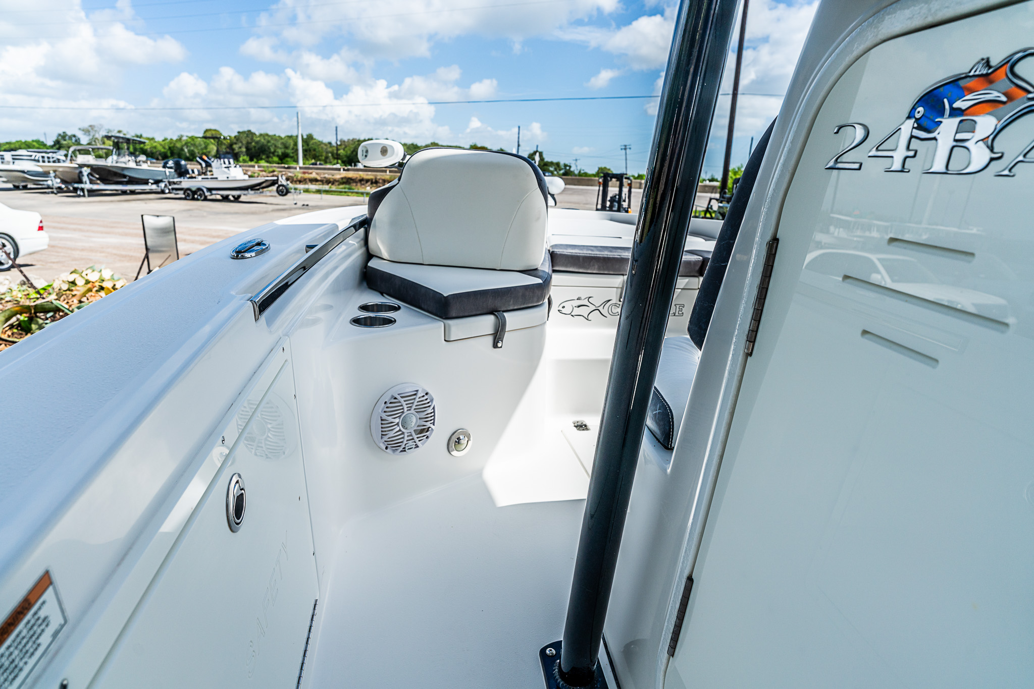 2019 CREVALLE 24 BAY - Image 18
