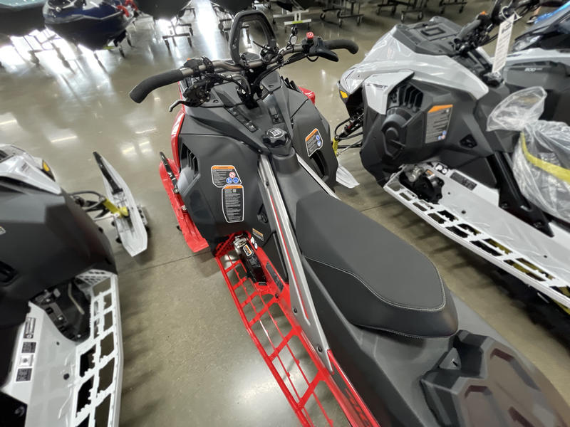 2024 Ski-Doo SHREDDER 4100 850 E-TEC TURBO - Image 5