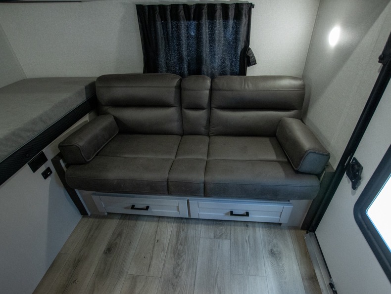 2026 Jayco Jay Feather 29QBH - Image 14