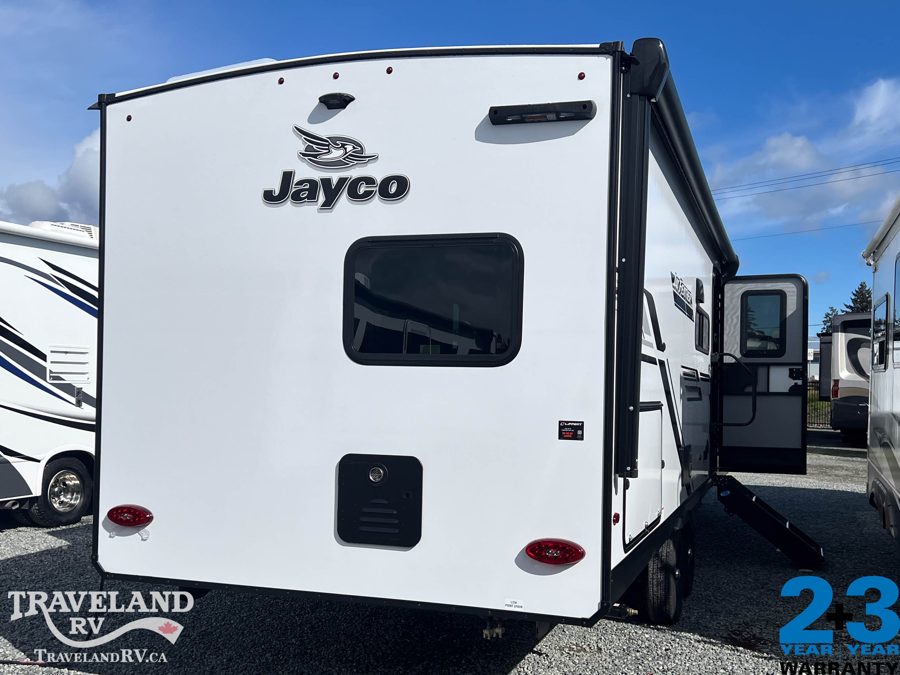 2026 JAYCO Jay Feather 26BHSL - Image 7