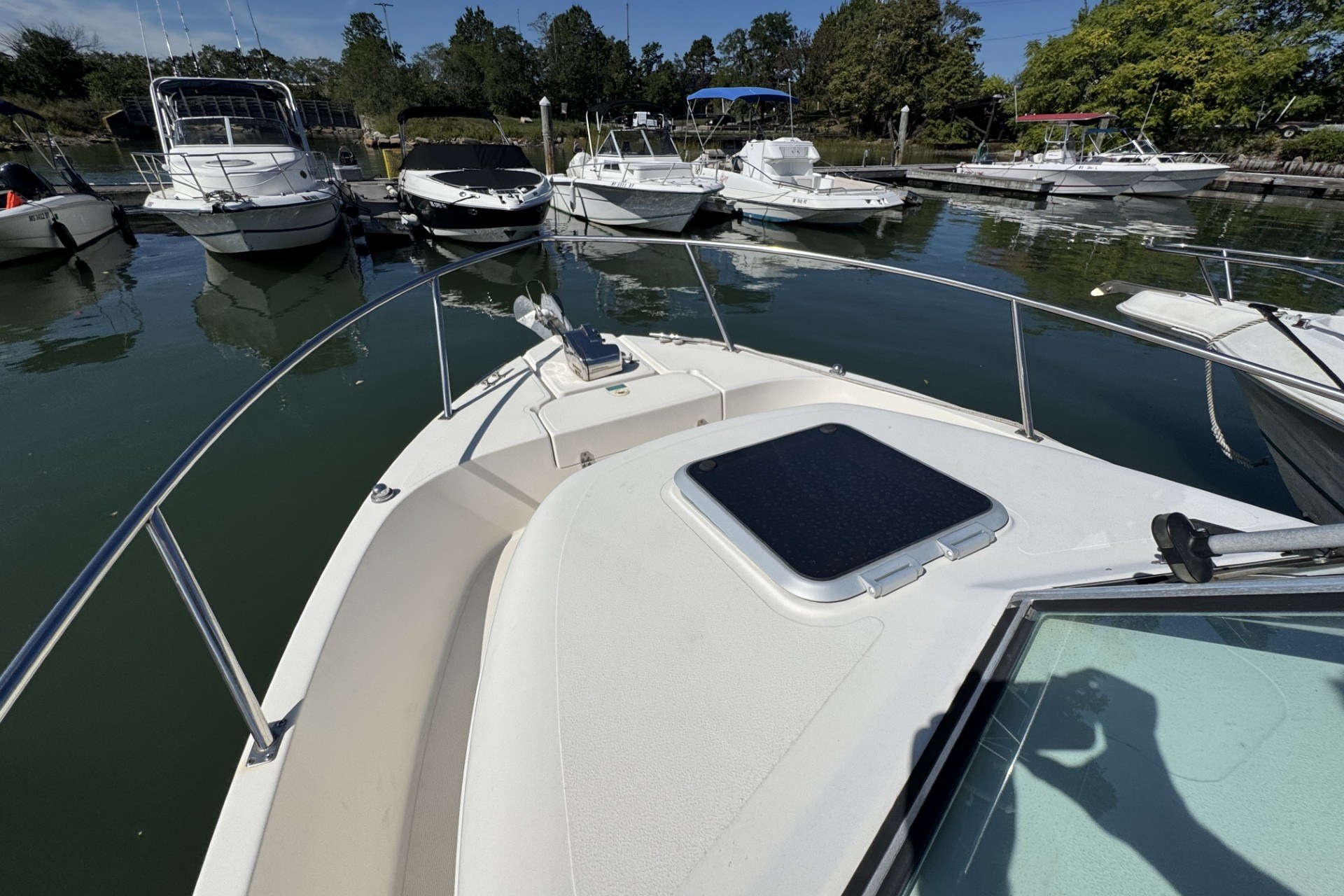 1999 Pursuit 2470 Walkaround - Image 17