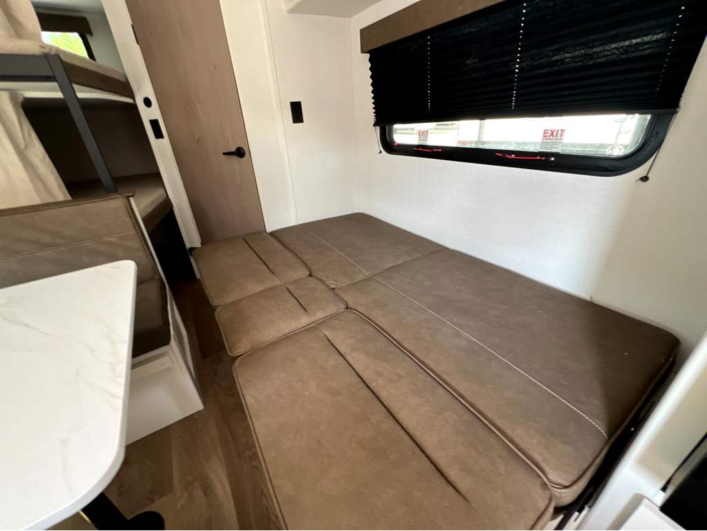 2027 GRAND DESIGN TRANSCEND 24BHX - Image 7
