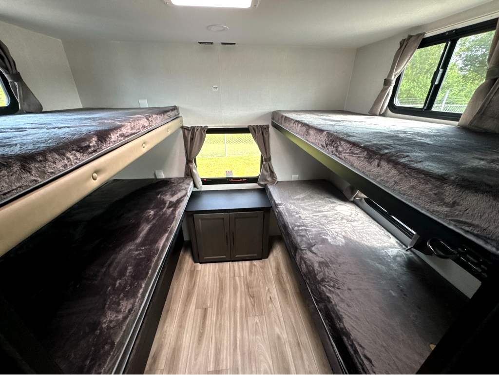 2027 VENTURE RV STRATUS 291VQB - Image 14