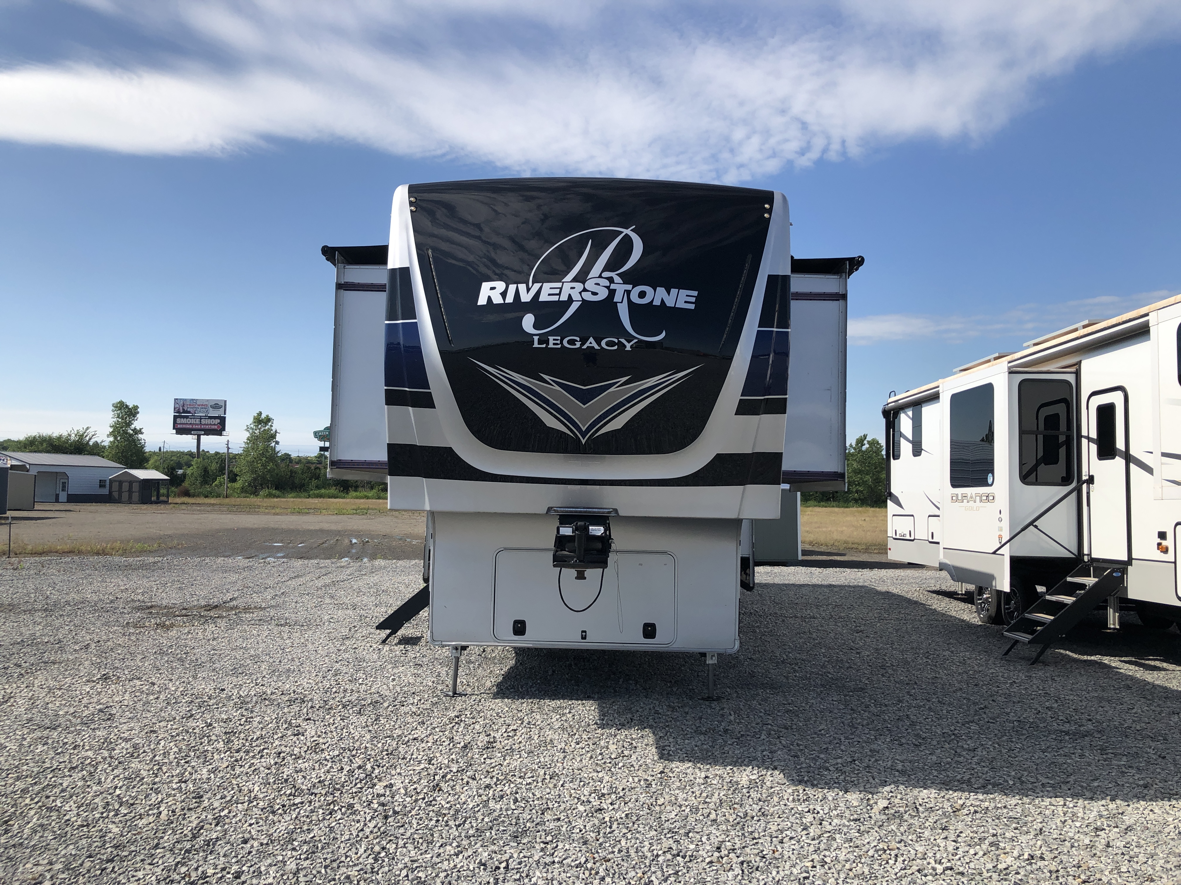 2022 Forest River RIVERSTONE 42FSKG - Image 2