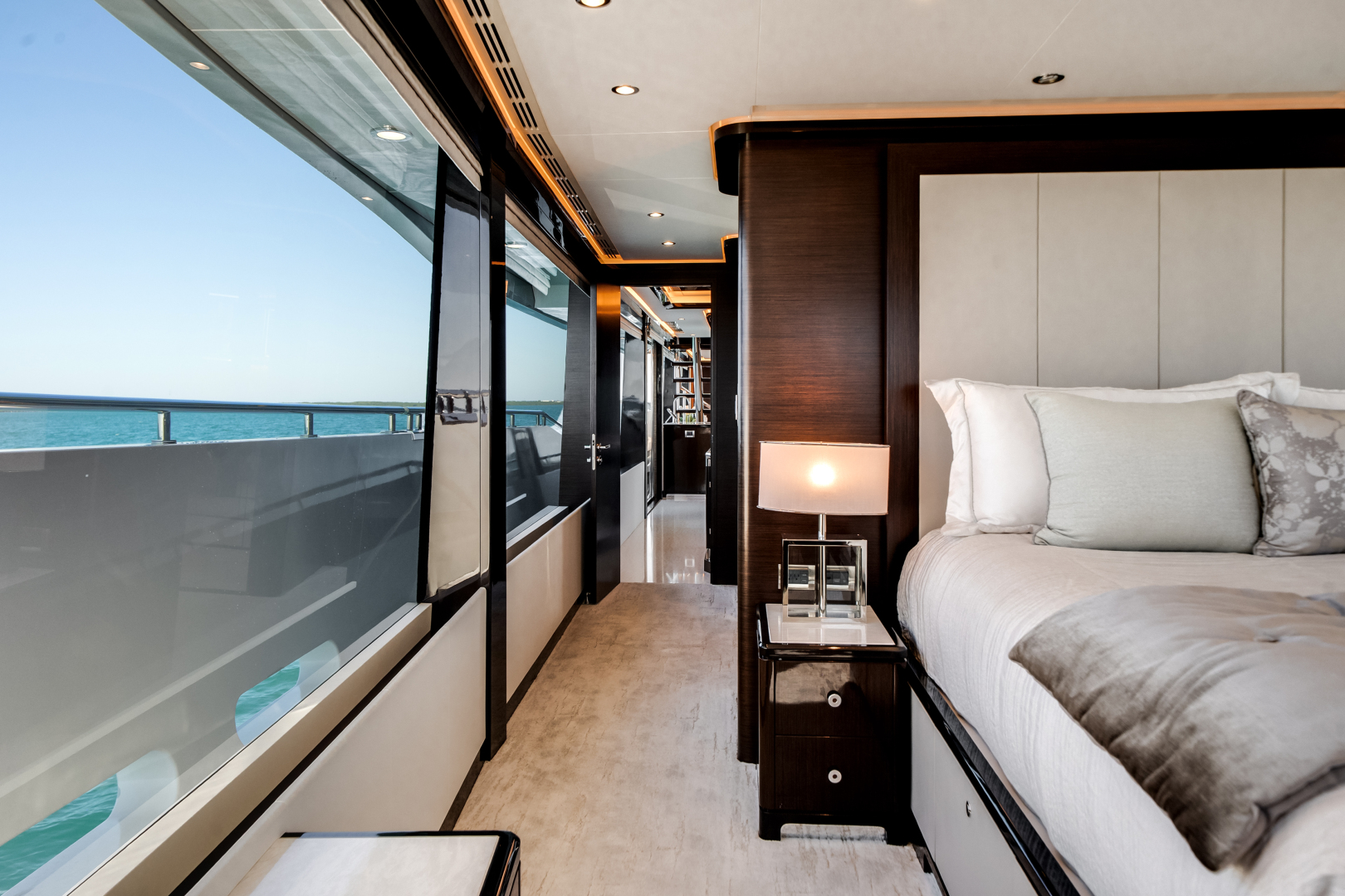 2022 Ocean Alexander 37L - Image 49