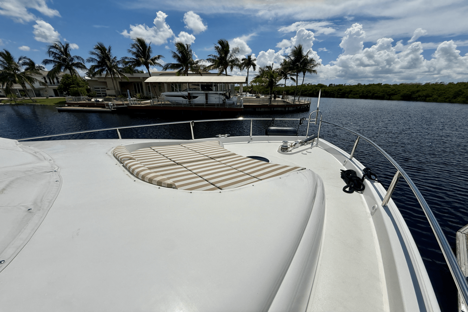 2005 68 FLYBRIDGE - Image 43