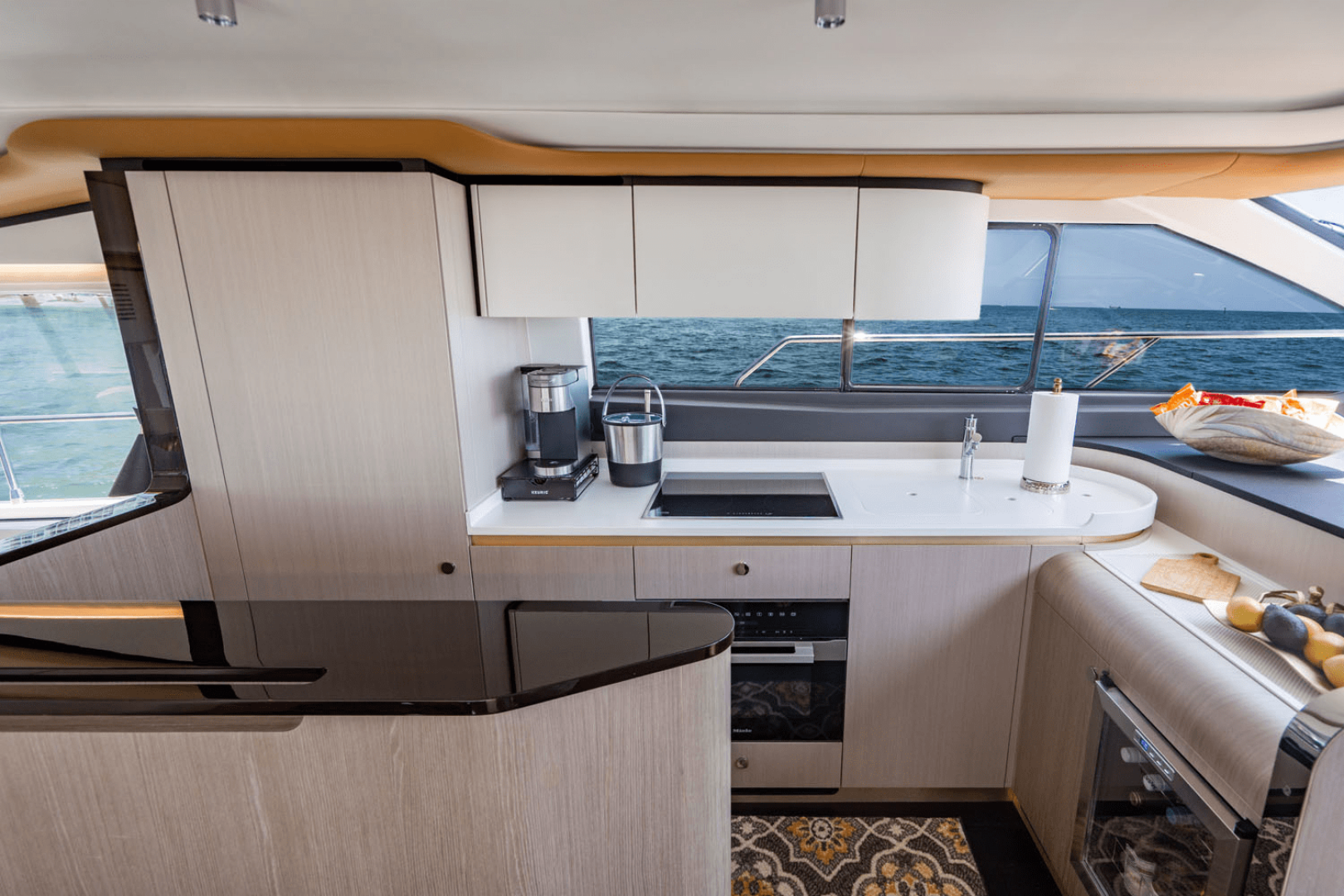 2024 Azimut 60 FLY - Image 40