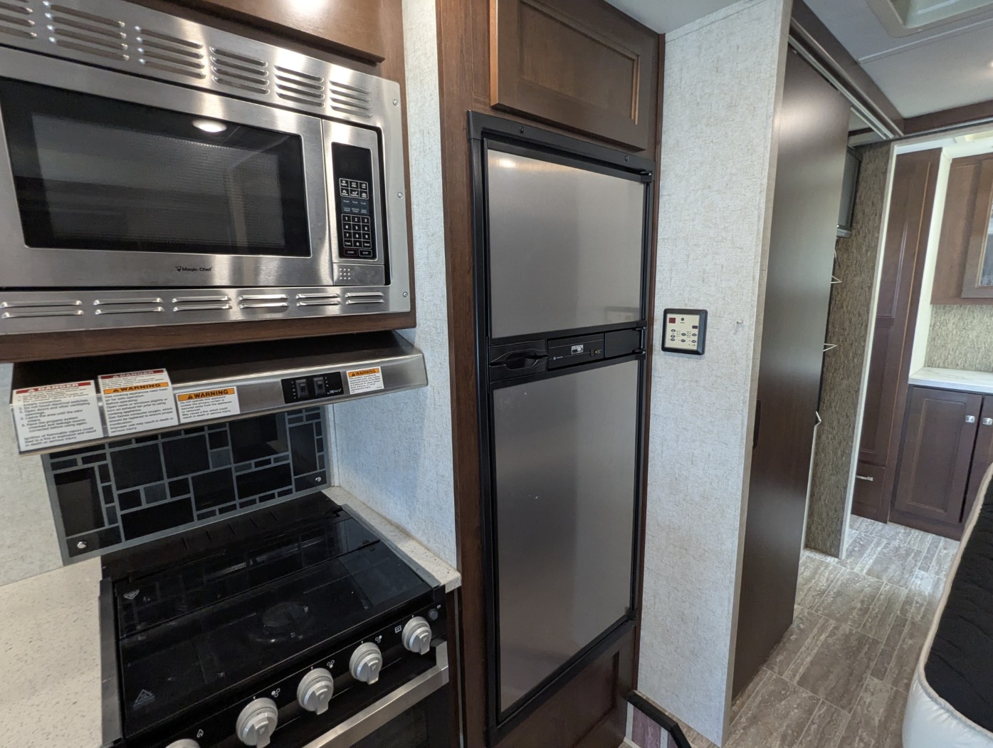 2018 Forest River Forester 2421MS - Image 22