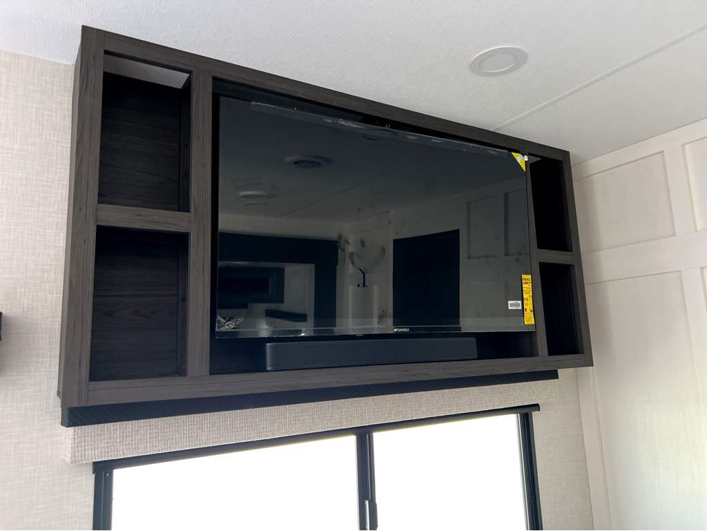 2026 VENTURE RV SPORTTREK 271VRB - Image 9