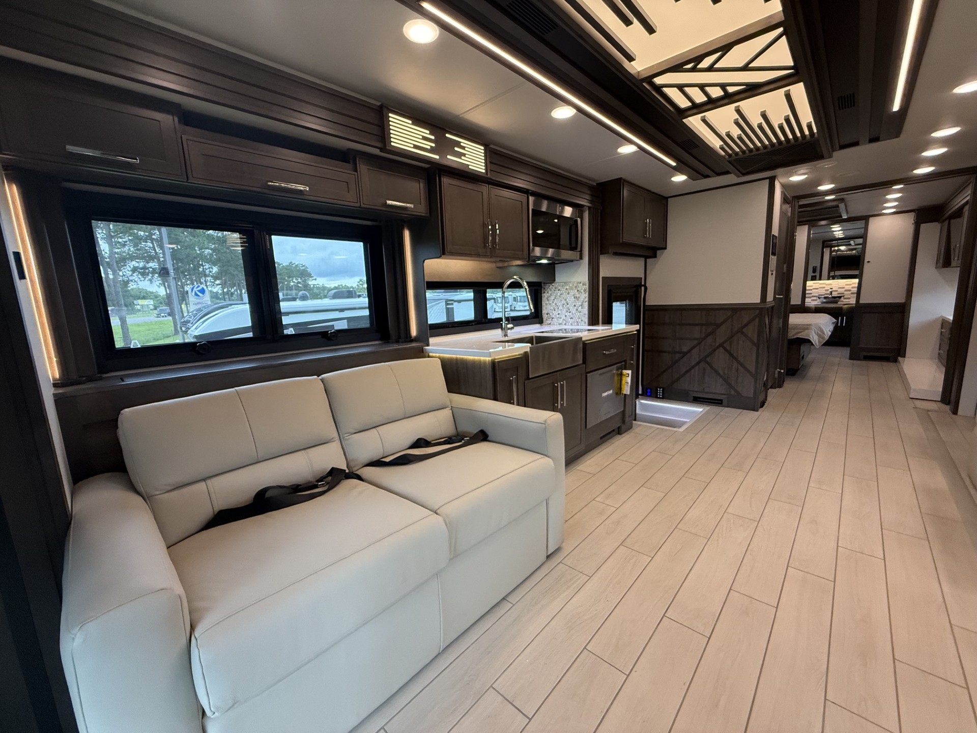 2026 ENTEGRA COACH CENTURION 45D - Image 8