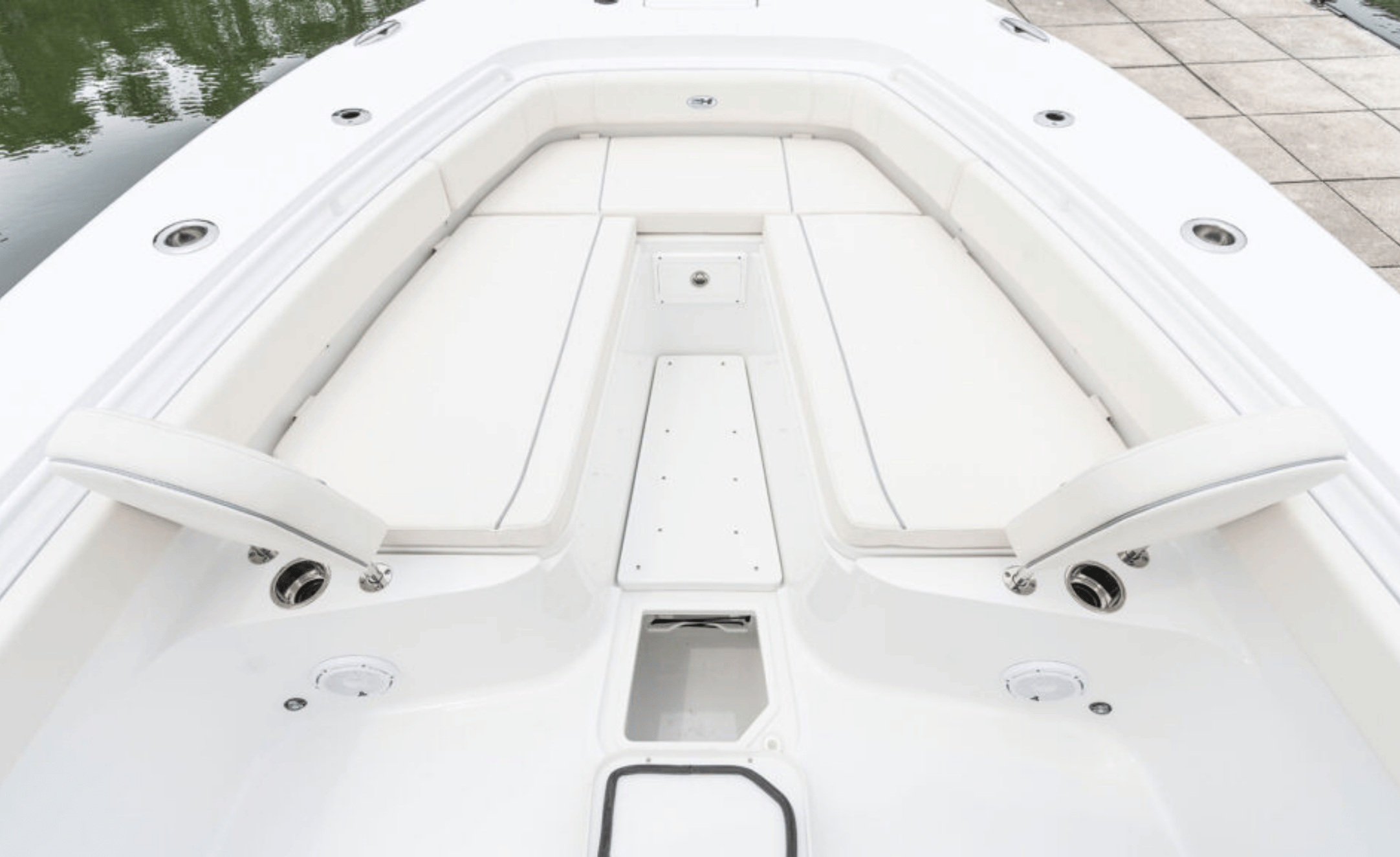 2027 Sea Hunt Gamefish 30FS - Image 15
