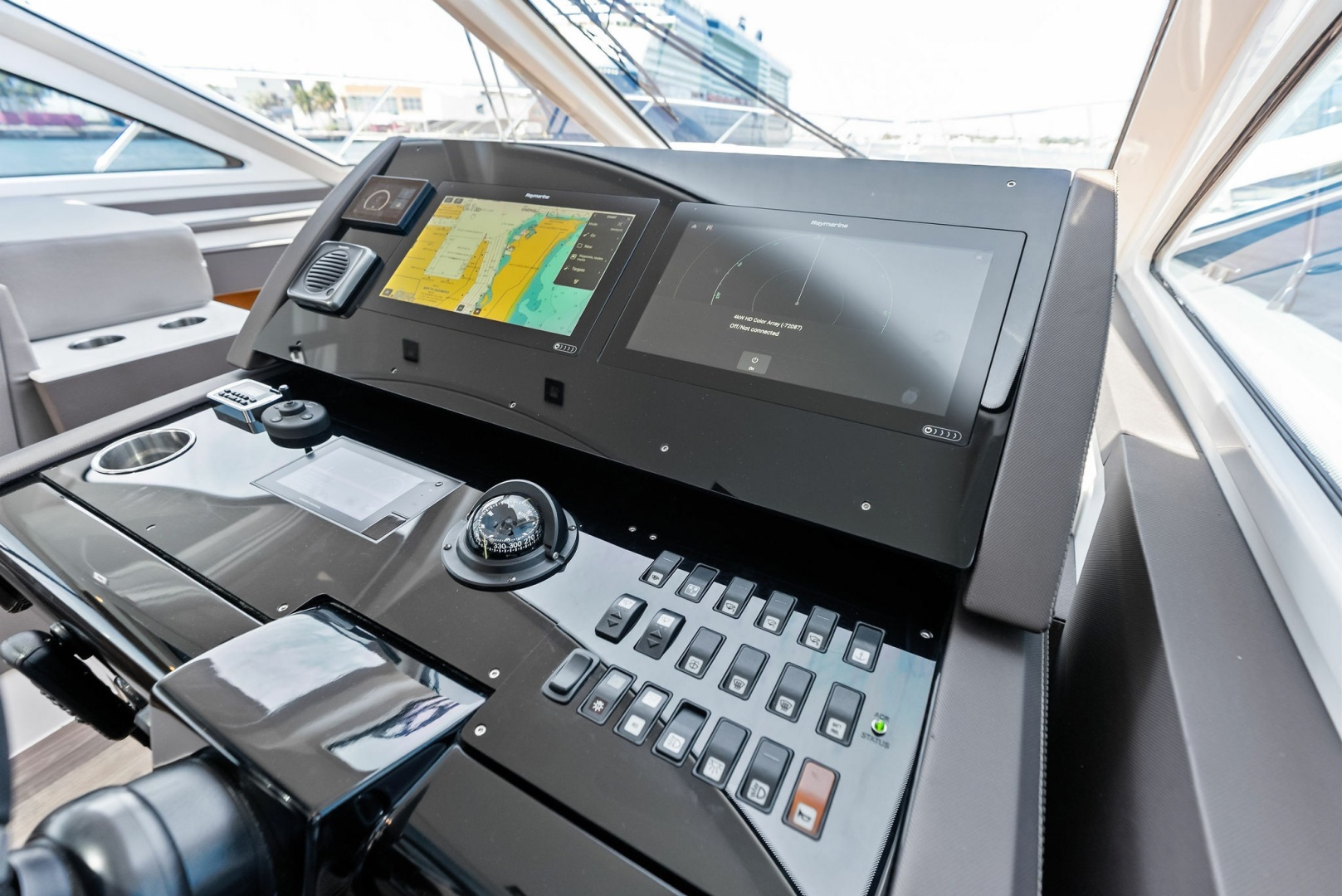2019 Cruisers Yachts 54 Cantius - Image 40