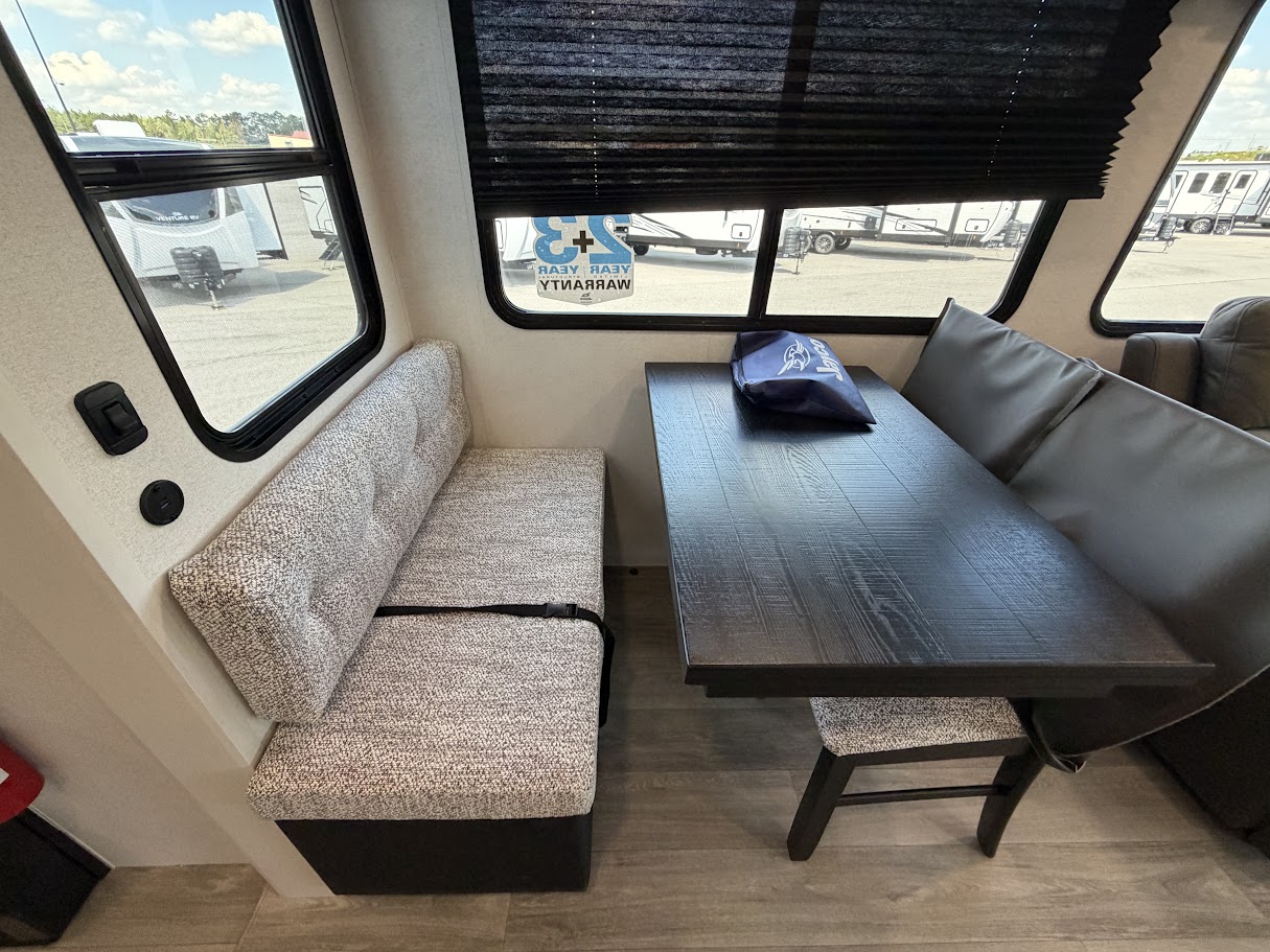 2027 JAYCO EAGLE 294CKBS - Image 10
