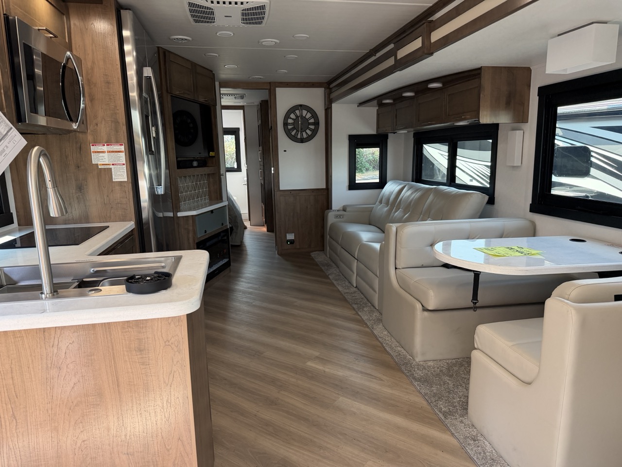 2026 Entegra Coach Accolade 37K - Image 6