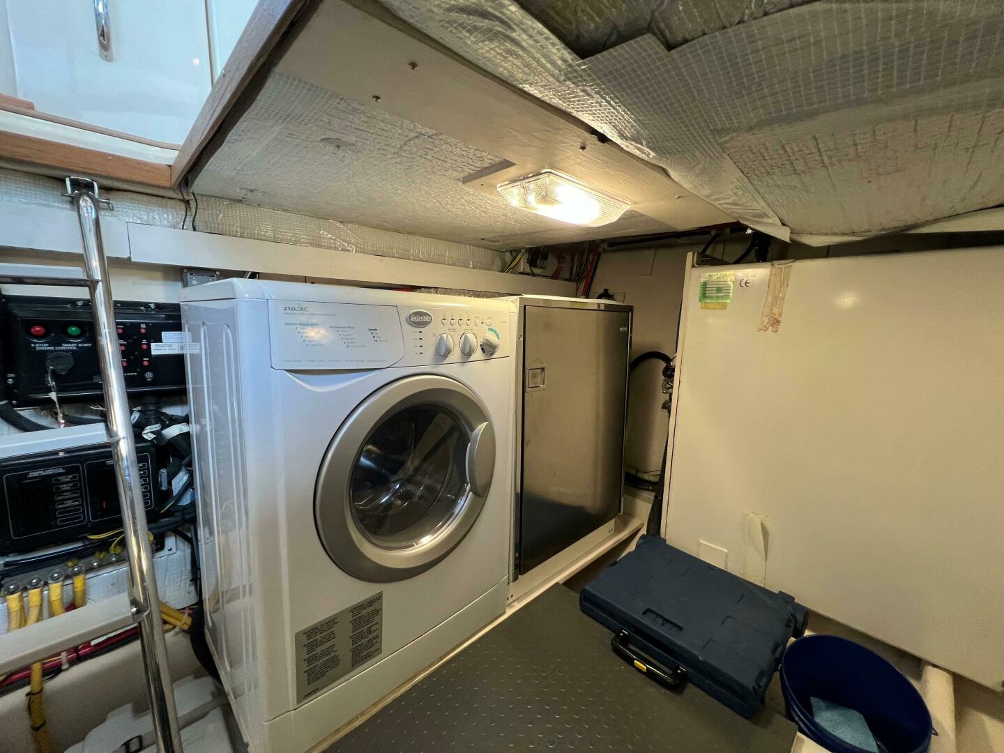 2008 Sabre 42 Hardtop Express - Image 34