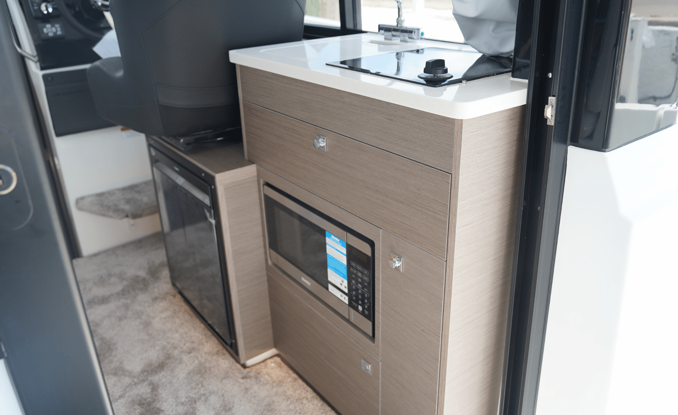 2027 JEANNEAU NC 895 SPORT S2 - Image 29