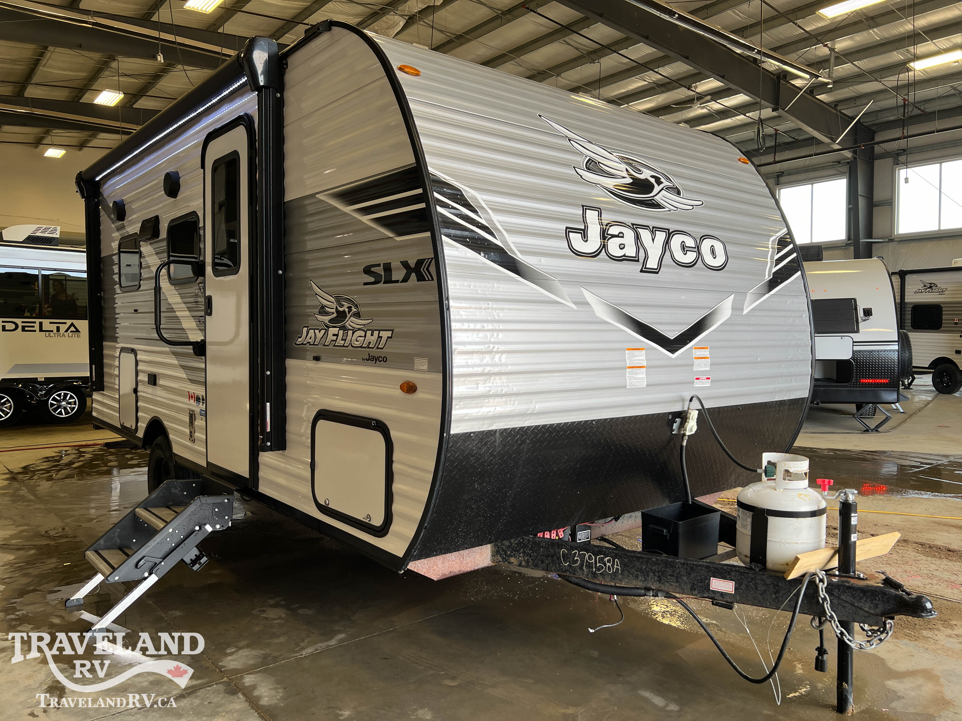2025 Jayco Jay Flight SLX 160LKW - Image 1