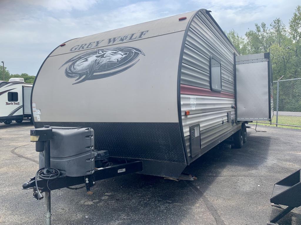 2019 FOREST RIVER 26RL - Image 2