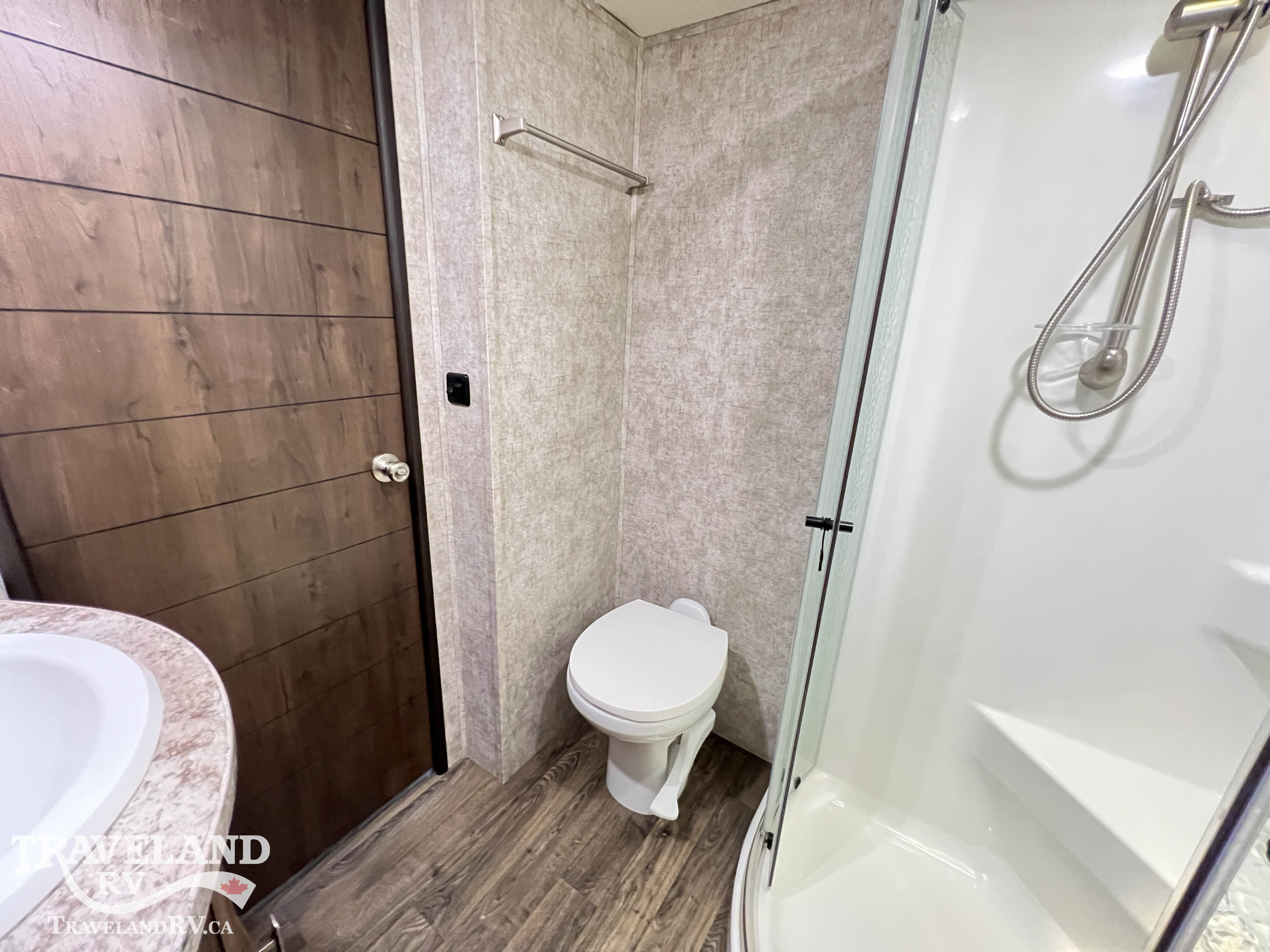 2019 Highland Ridge Highlander HF350H - Image 21