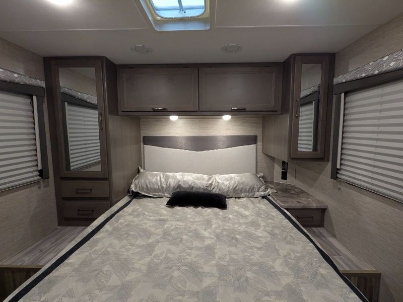 2024 Thor Motor Coach Four Winds 28Z - Image 16