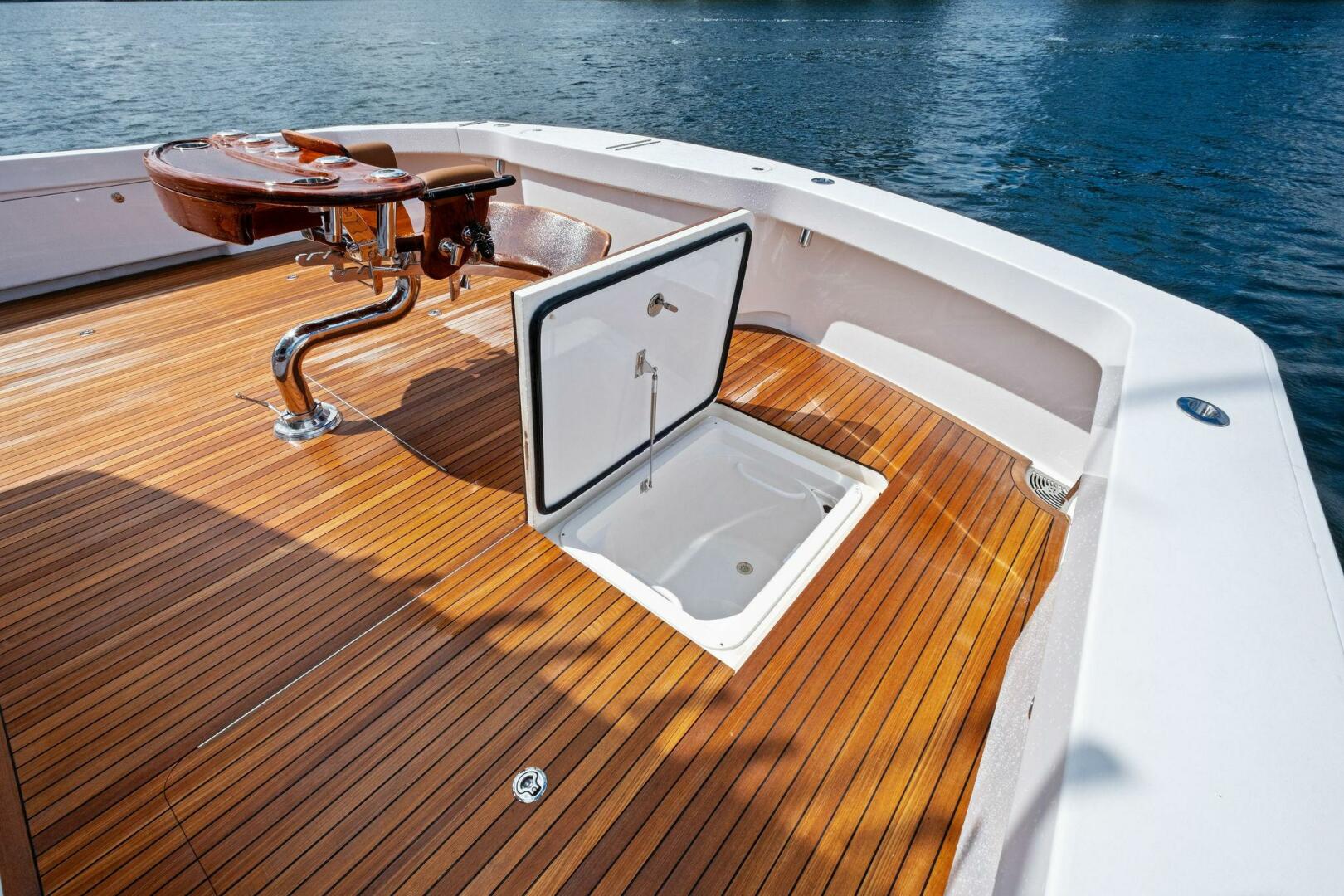 2012 Viking 82 Convertible - Image 72