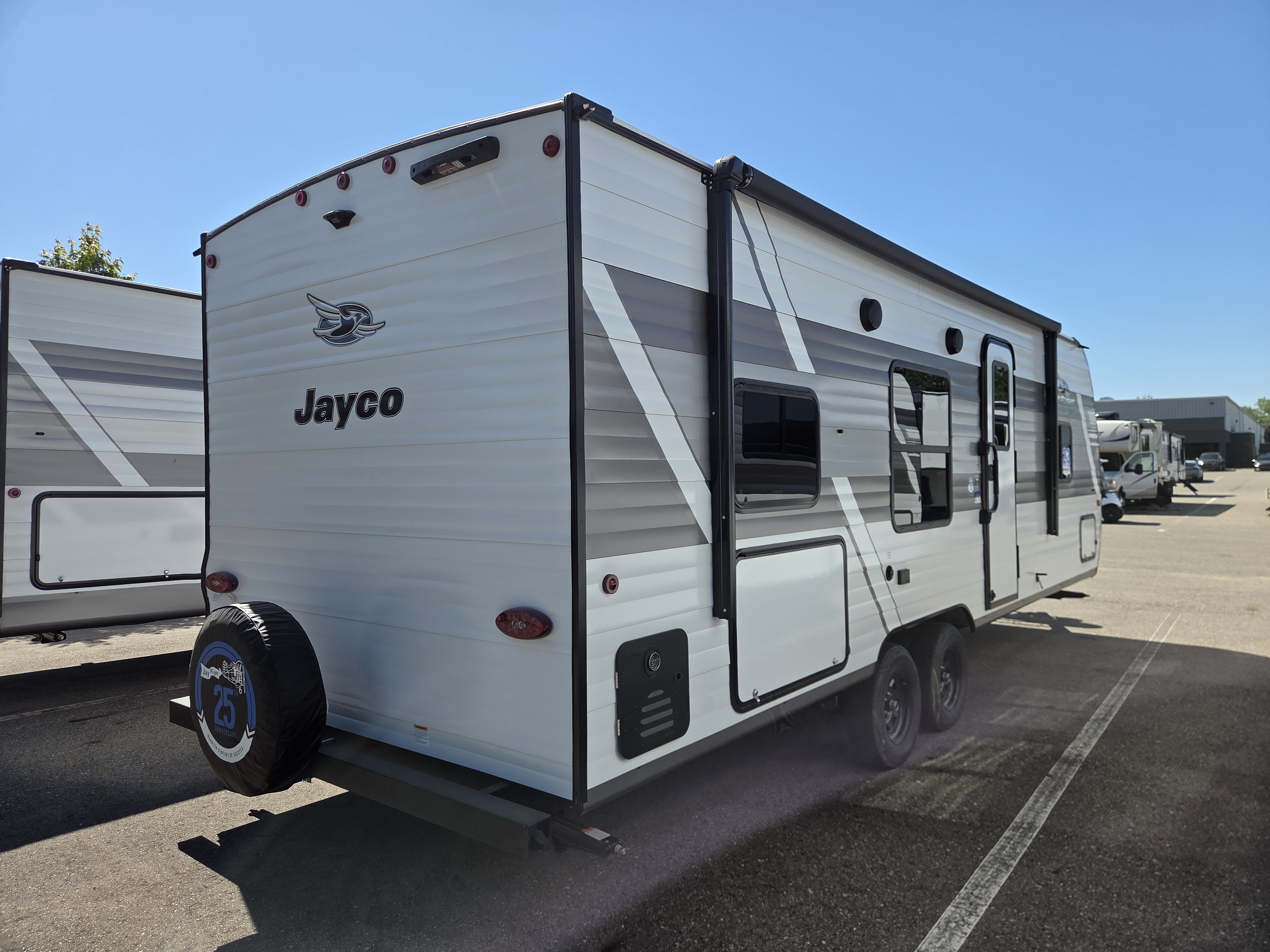 2027 Jayco Jay Flight 260BH - Image 2