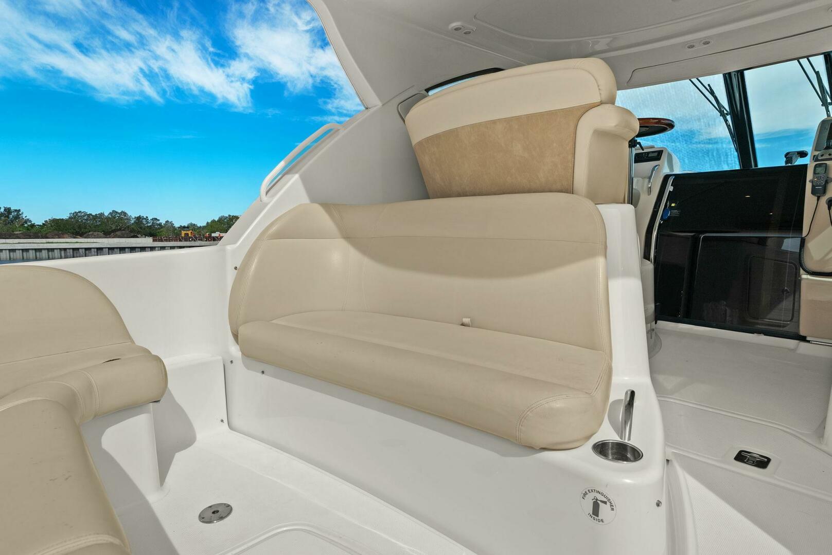 2008 Tiara Yachts 3500 Sovran - Image 27