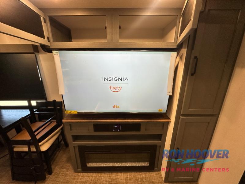 2026 PALOMINO PUMA 420LFT - Image 22