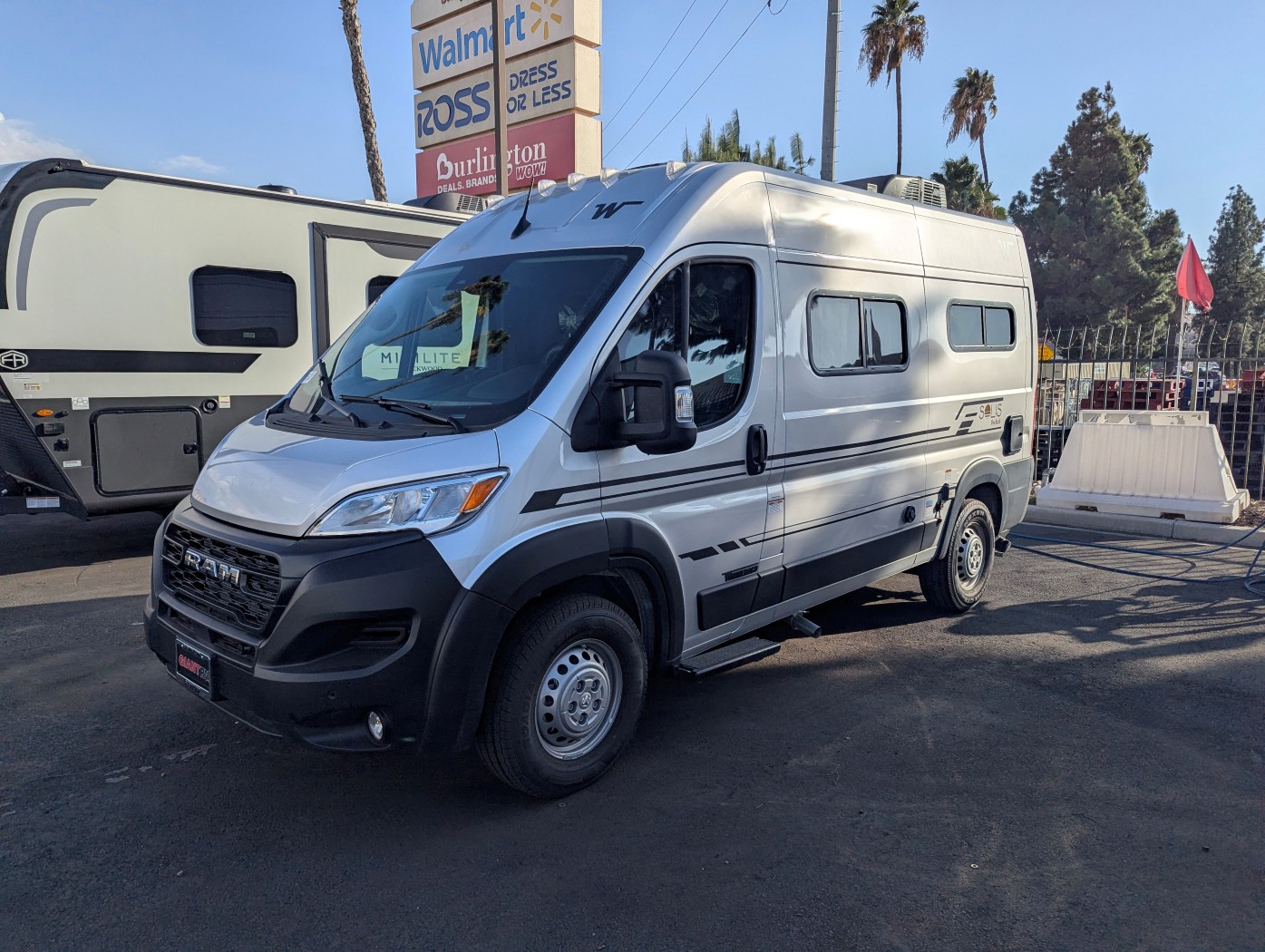 2027 Winnebago Solis Pocket 36A - Image 4