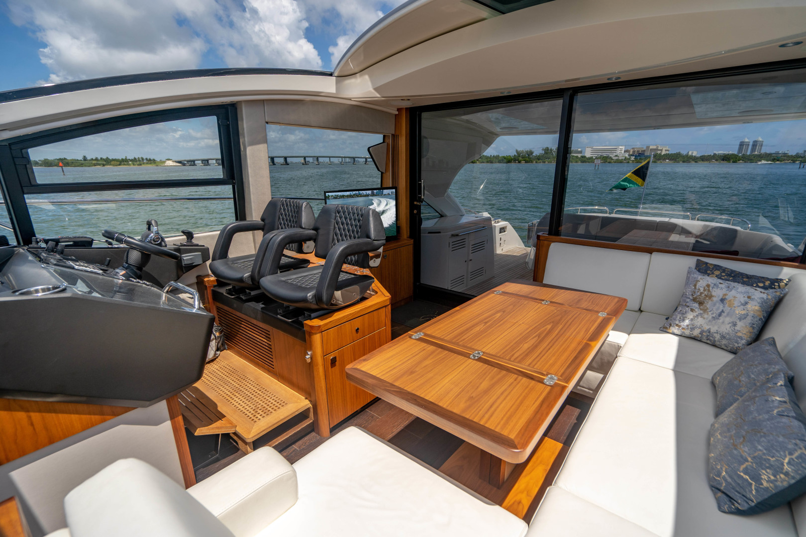 2019 Sunseeker Predator - Image 58