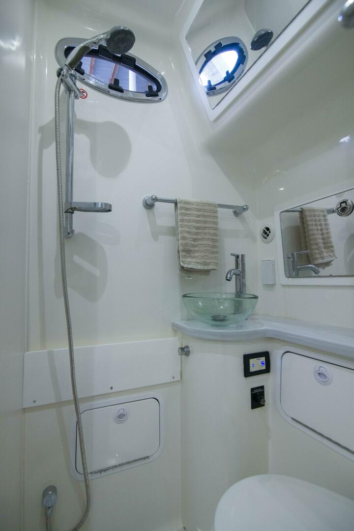 2021 Regulator 41 Center Console - Image 20