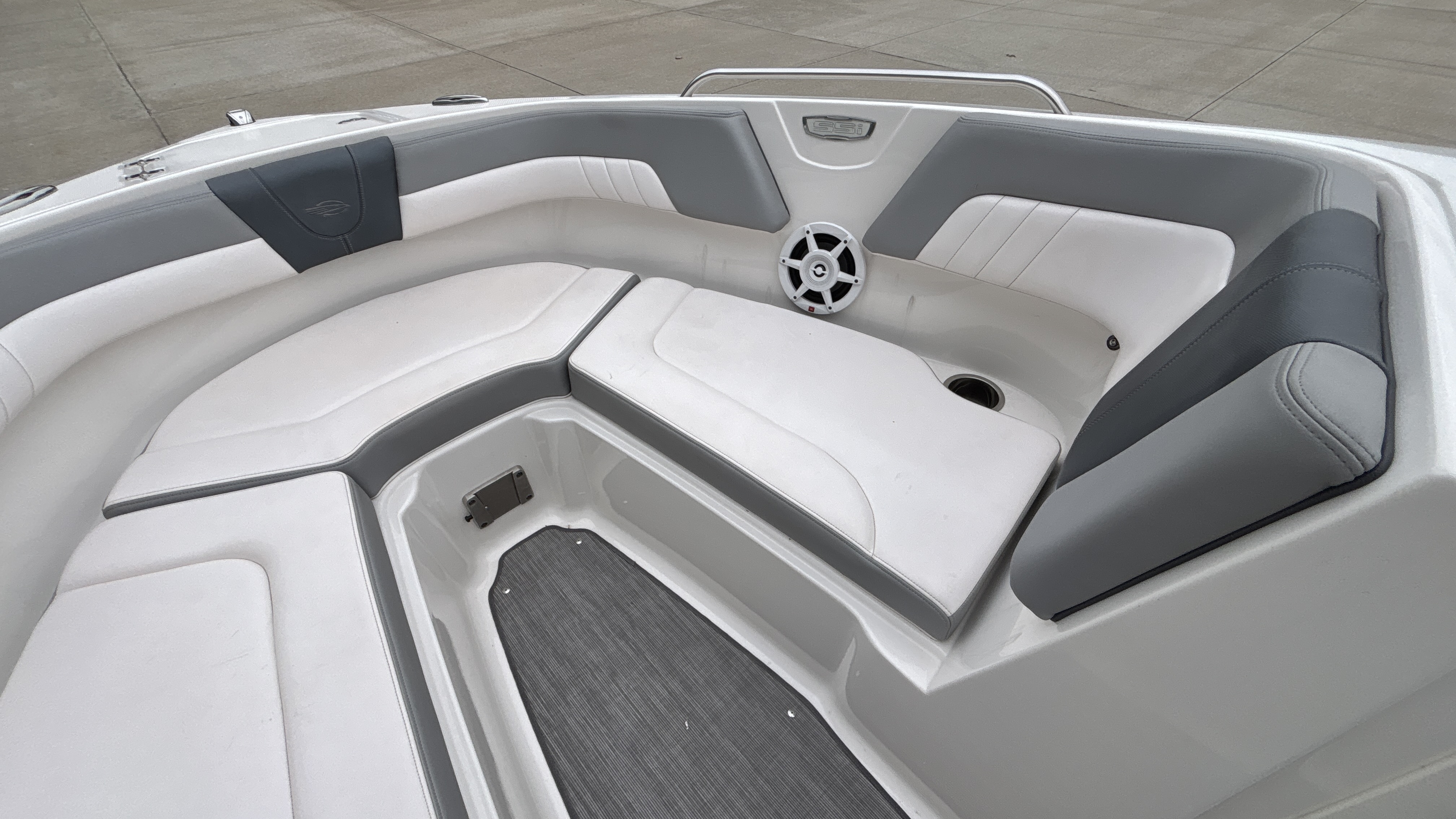 2021 Chaparral 23 SSi - Image 45