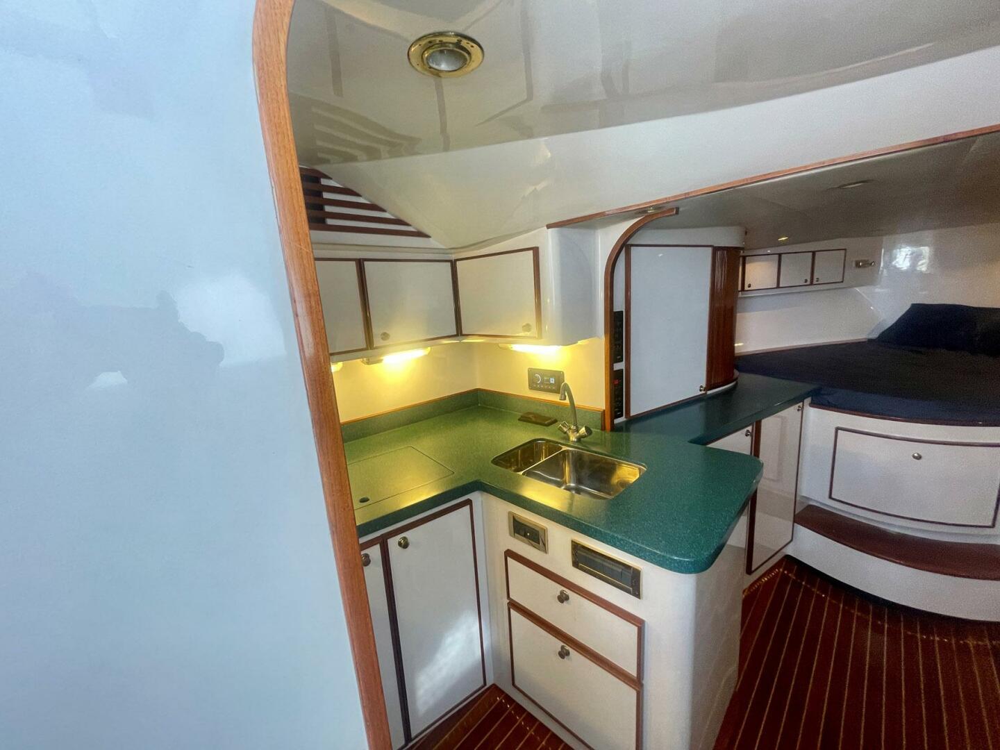 2005 Custom Carolina 40 DeSanti - Image 17