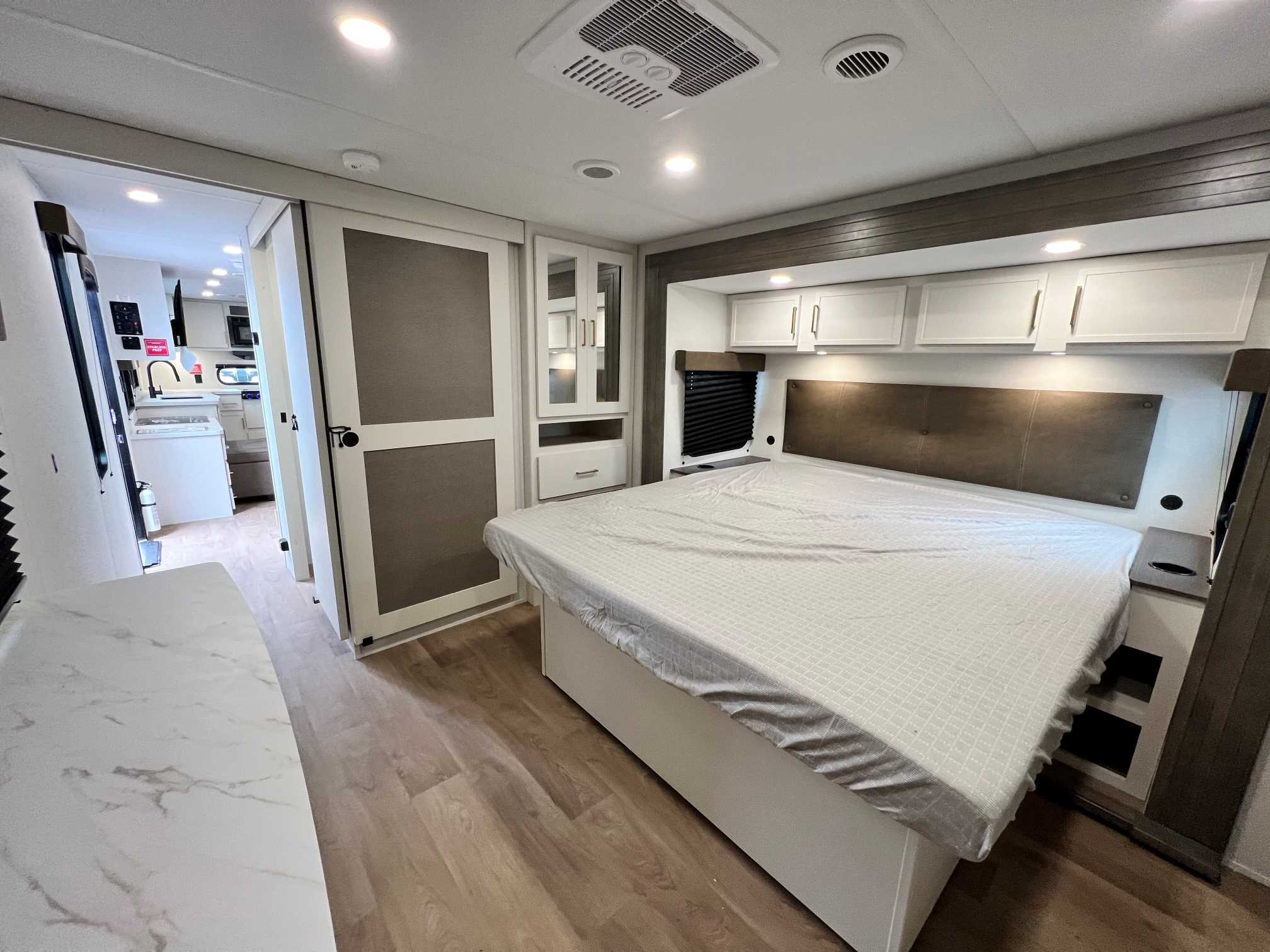 2027 Grand Design Transcend 315RKT - Image 24