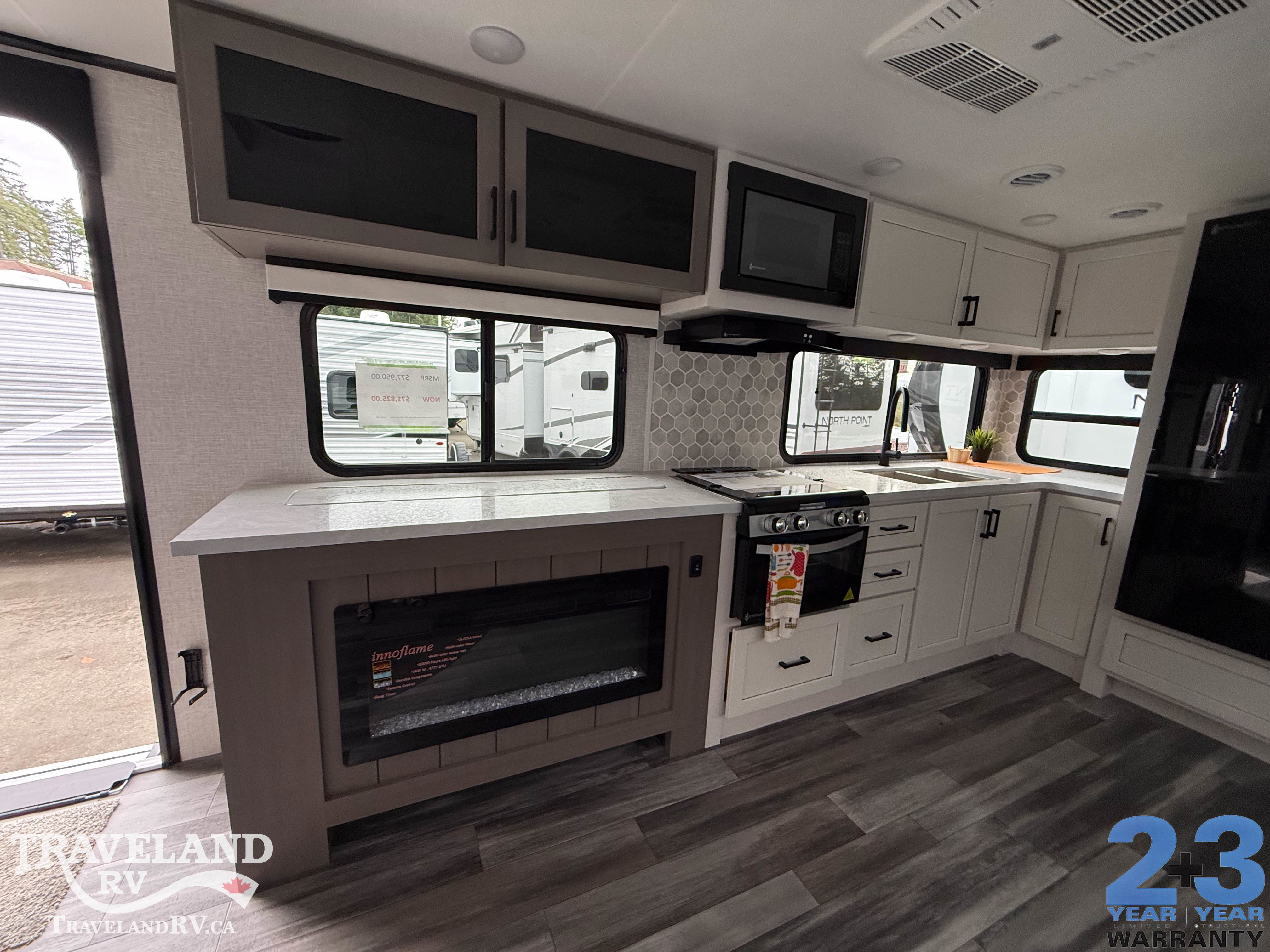 2025 Jayco Jay Feather 27RK - Image 11