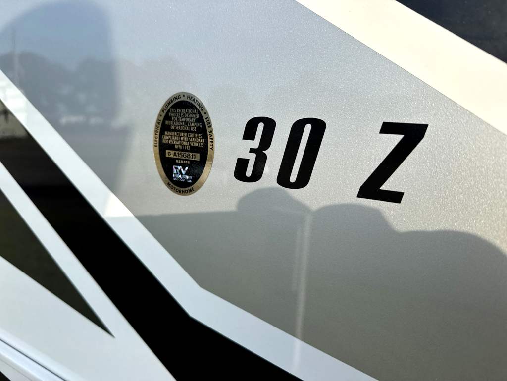 2025 JAYCO GREYHAWK 30Z - Image 8