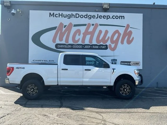 2022 Ford F150 Crew Cab XLT 4WD - Image 4