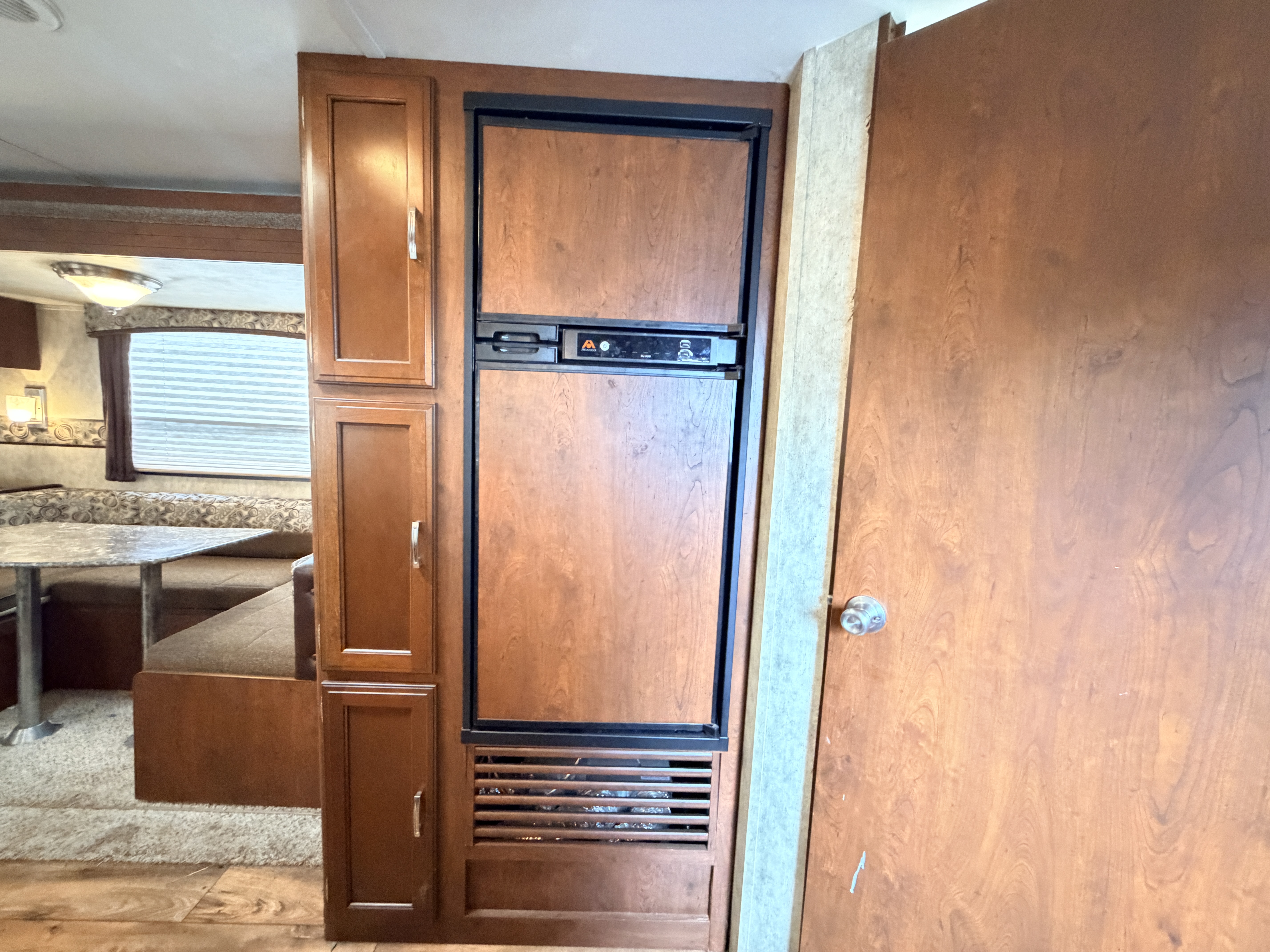 2015 Keystone PASSPORT GRAND TOURING 3180RE - Image 15