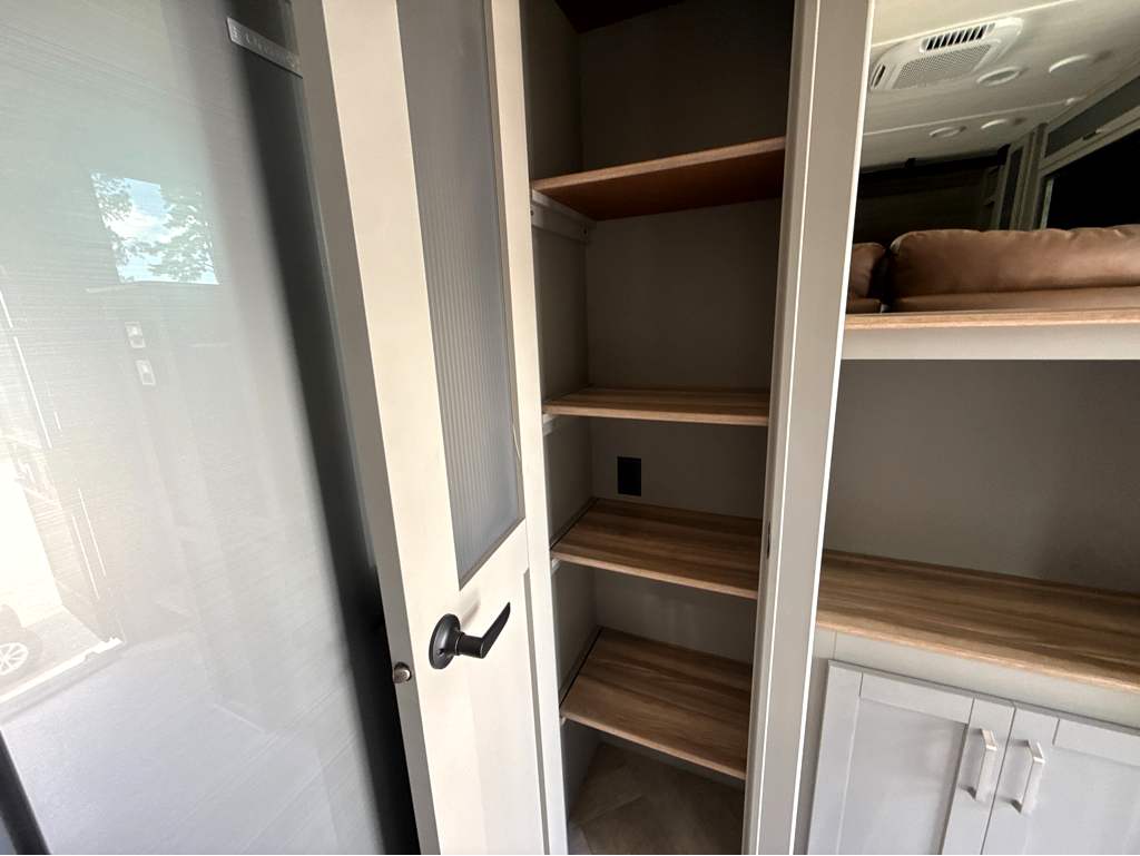 2026 Keystone SPRINTER 3800FLB - Image 16