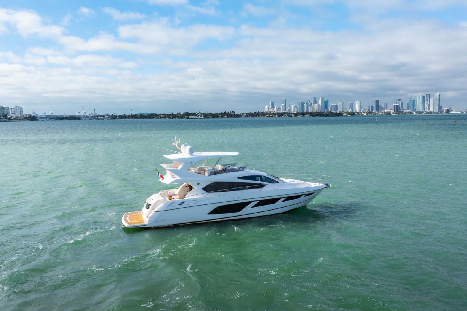 2016 Sunseeker Manhattan 65 - Image 4