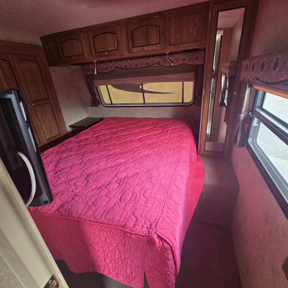 2014 Forest River Flagstaff Super Lite 27RLWS - Image 6