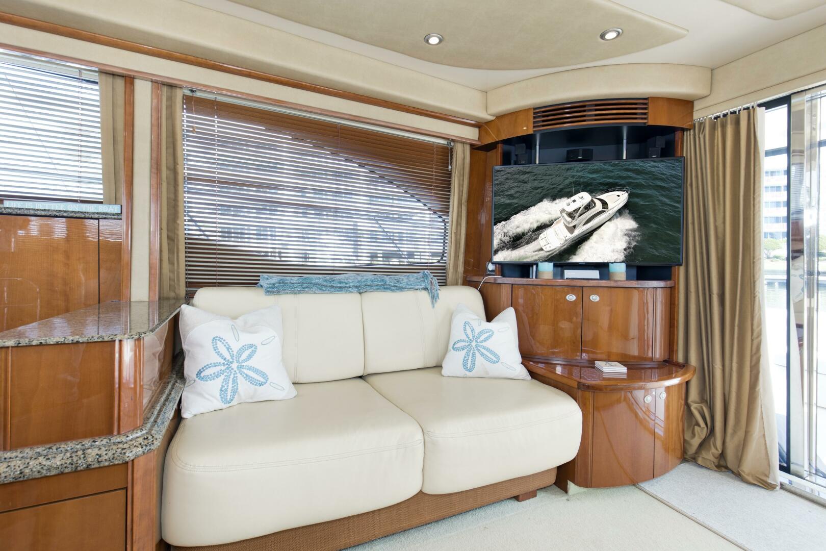 2007 Sea Ray 52 Sedan Bridge - Image 8