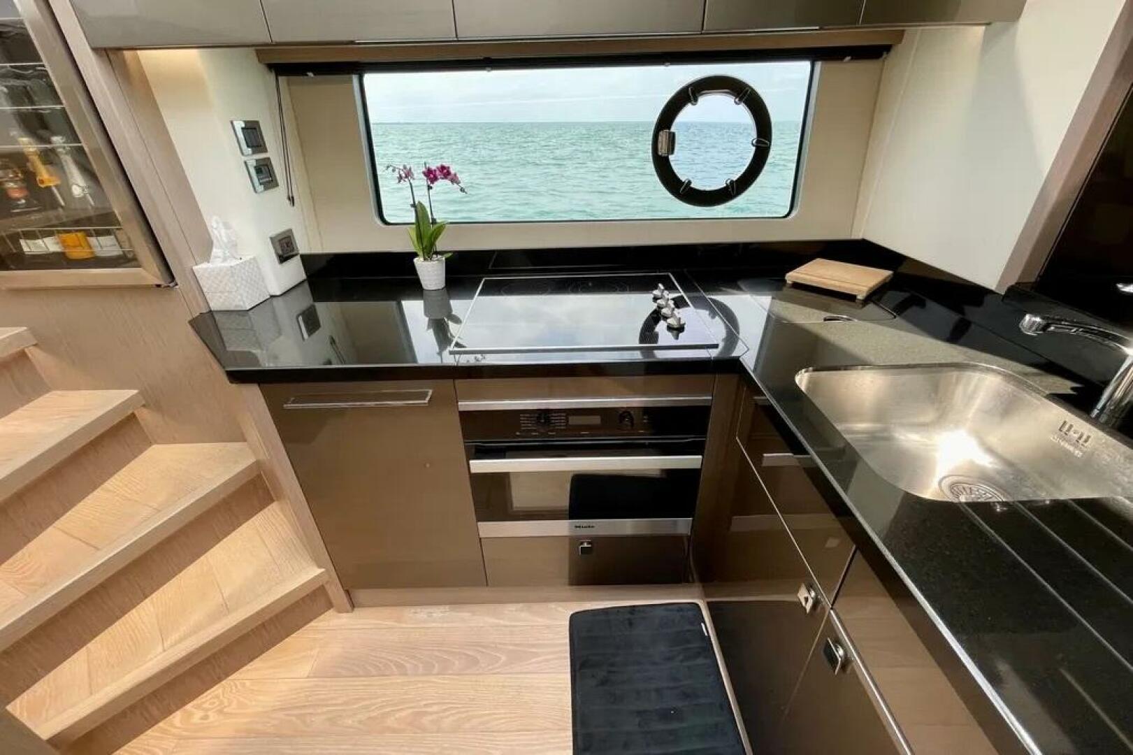 2020 Sunseeker 74 Sport Yacht - Image 49