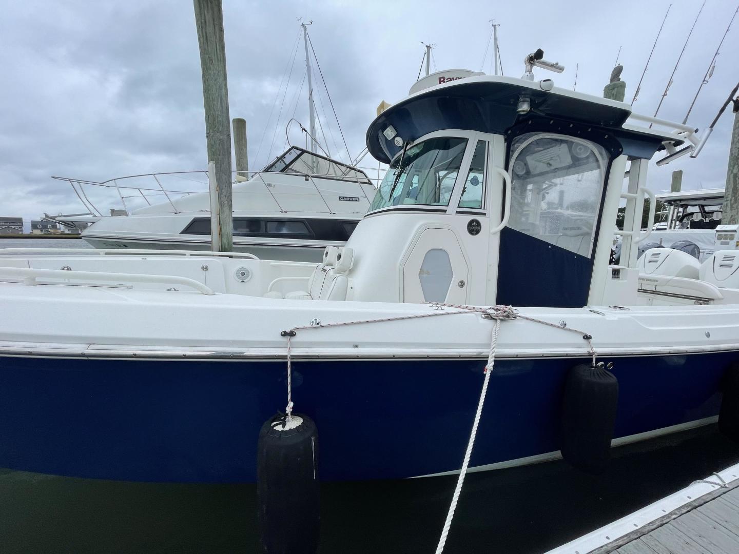2007 Everglades 290 Pilot - Image 4