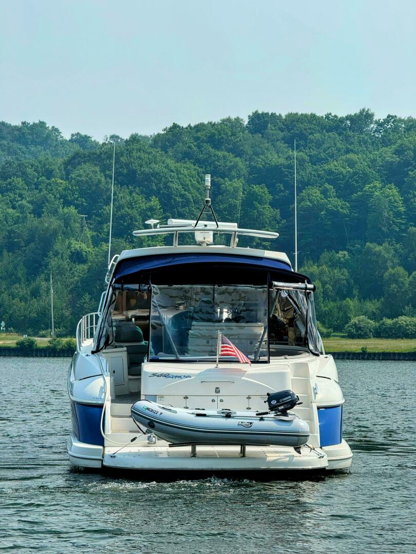 2005 Cruisers Yachts 540 Express - Image 11