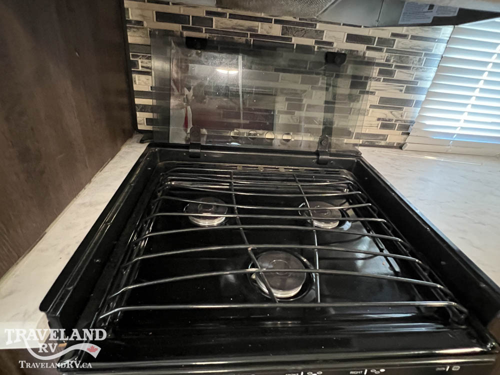 2018 Forest River Wildwood X-Lite West 210RBXL - Image 13