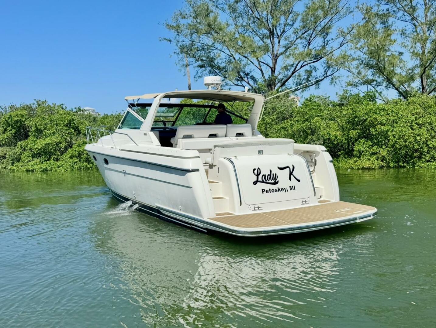 1998 Tiara Yachts 3500 Express - Image 22