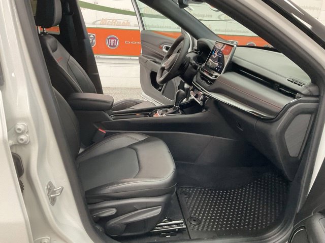2025 Jeep Compass Trailhawk 4x4 - Image 27