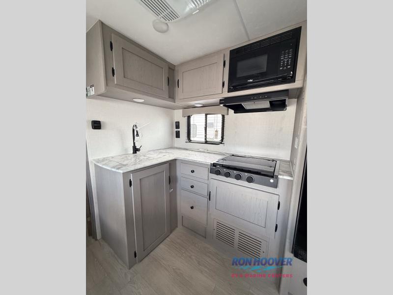 2025 COACHMEN 282DORM - Image 29